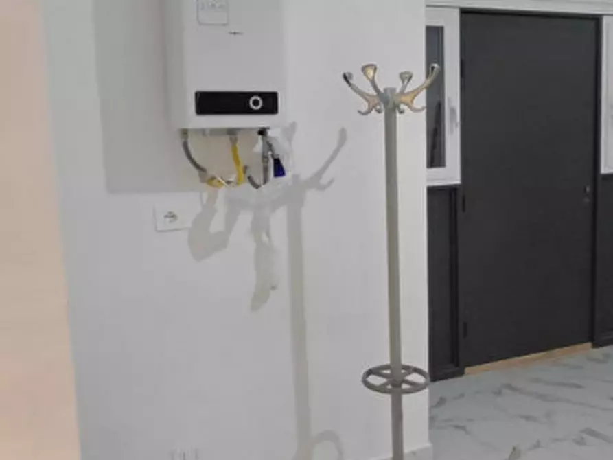 Immagine 8 di Appartamento in affitto  in Vico Bagnara 16 a Napoli