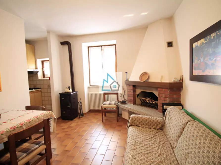 Immagine 5 di Appartamento in vendita  in Frazione Lundo 70 a Comano Terme