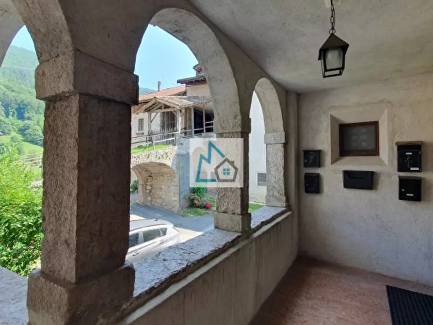 Immagine 10 di Appartamento in vendita  in Frazione Lundo 70 a Comano Terme