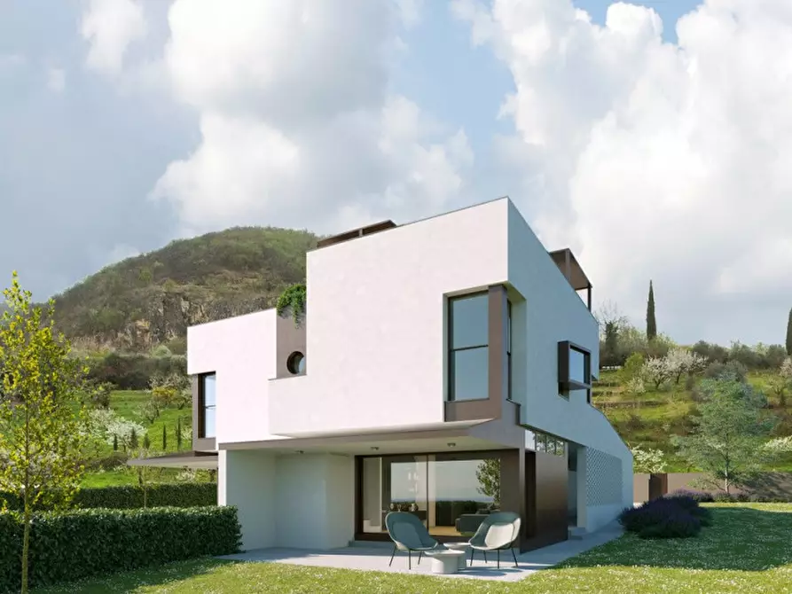 Immagine 2 di Terreno in vendita  in Via Giovanni Mazzoni, 3 a Longare
