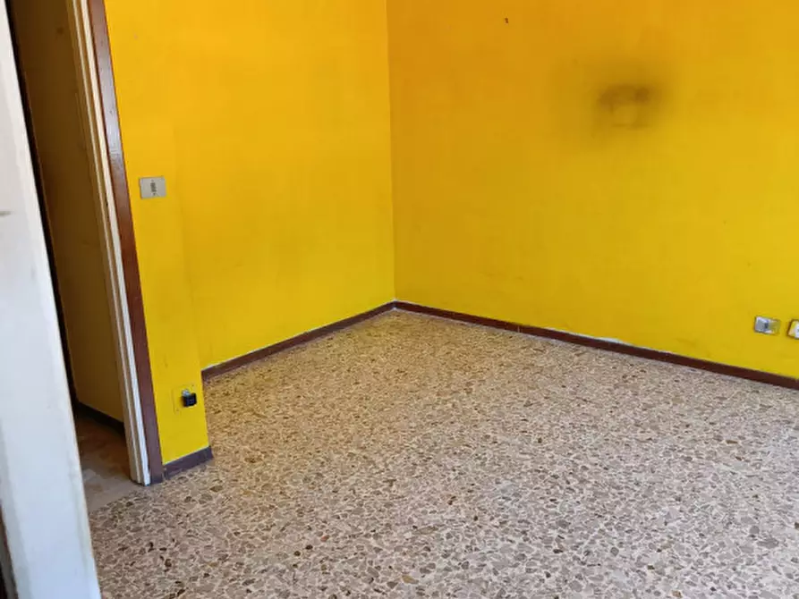 Immagine 5 di Appartamento in vendita  in Via Montepasubio 3 a Casale Monferrato