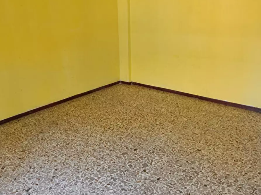 Immagine 10 di Appartamento in vendita  in Via Montepasubio 3 a Casale Monferrato