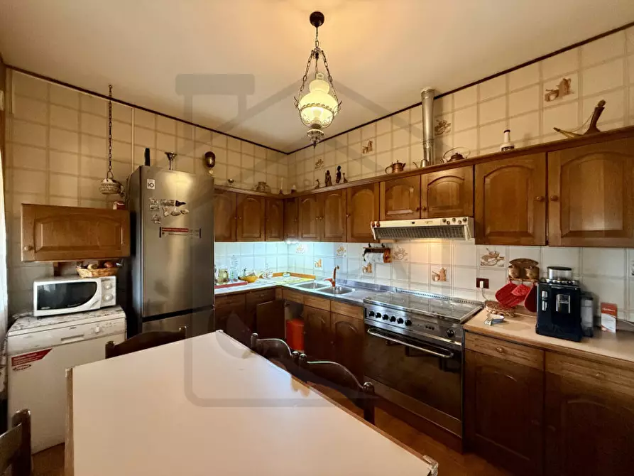 Immagine 5 di Casa bifamiliare in vendita  in Via Brenta a Montegrotto Terme