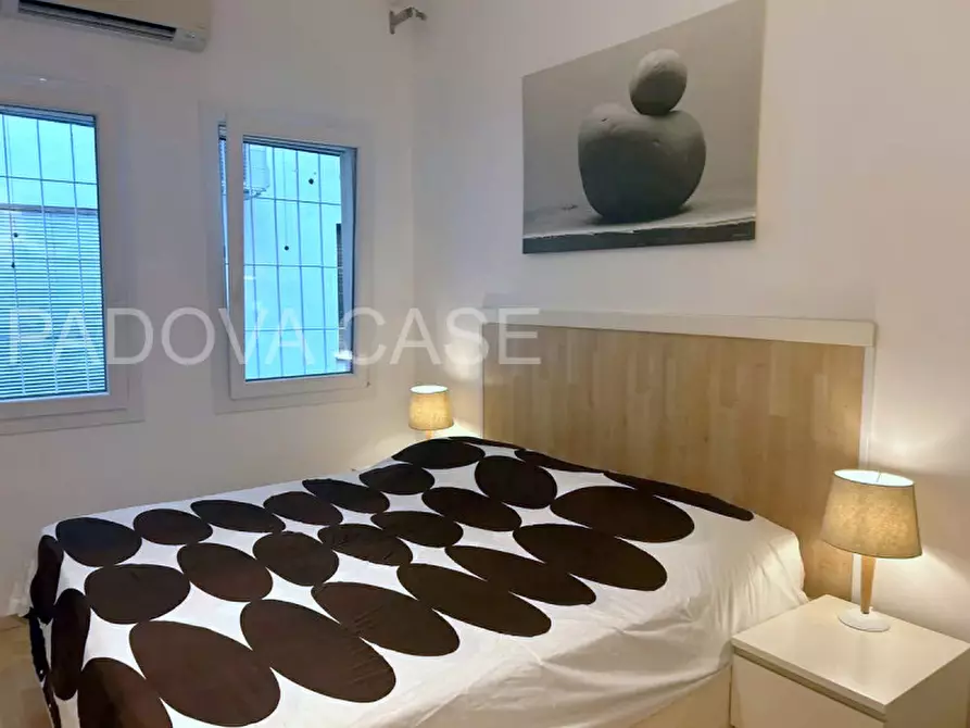 Immagine 8 di Appartamento in vendita  in Via degli Zabarella a Padova