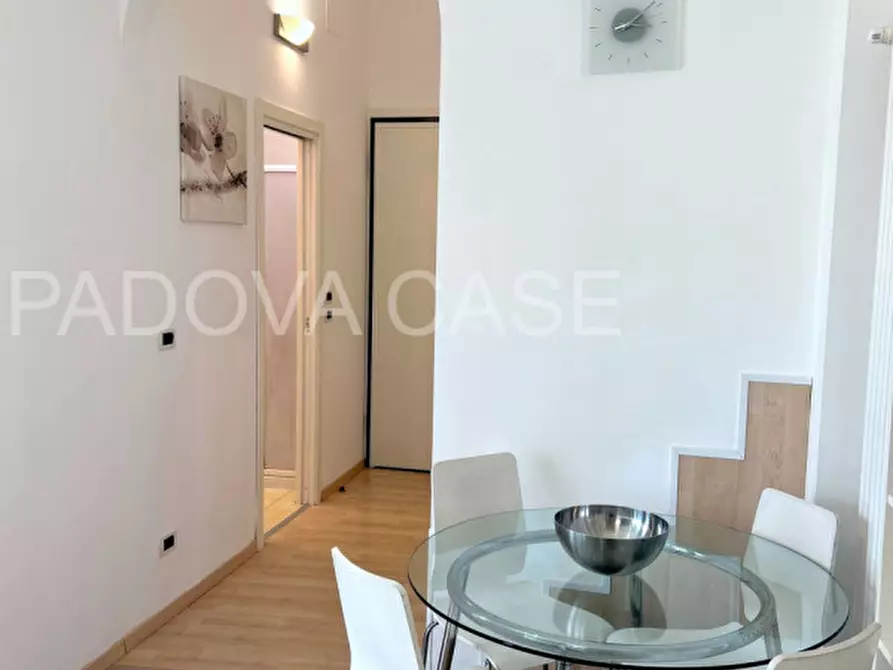 Immagine 13 di Appartamento in vendita  in Via degli Zabarella a Padova