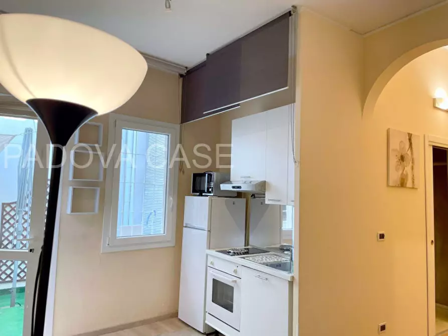 Immagine 21 di Appartamento in vendita  in Via degli Zabarella a Padova