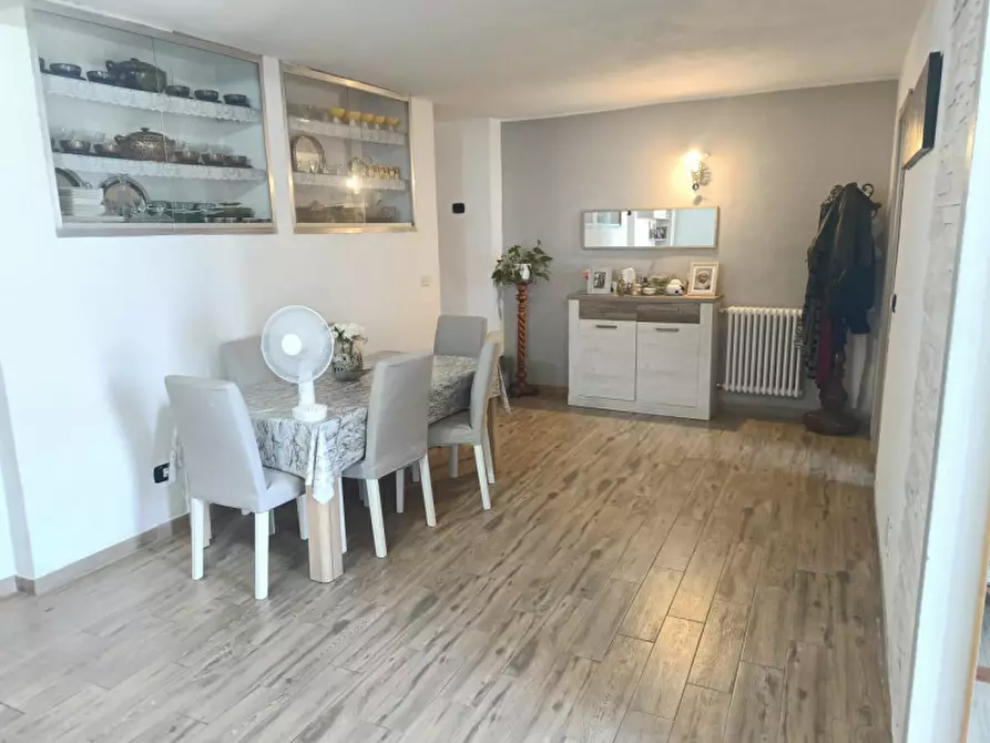 Immagine 6 di Appartamento in vendita  in Strada Vialarda 46 a Casale Monferrato