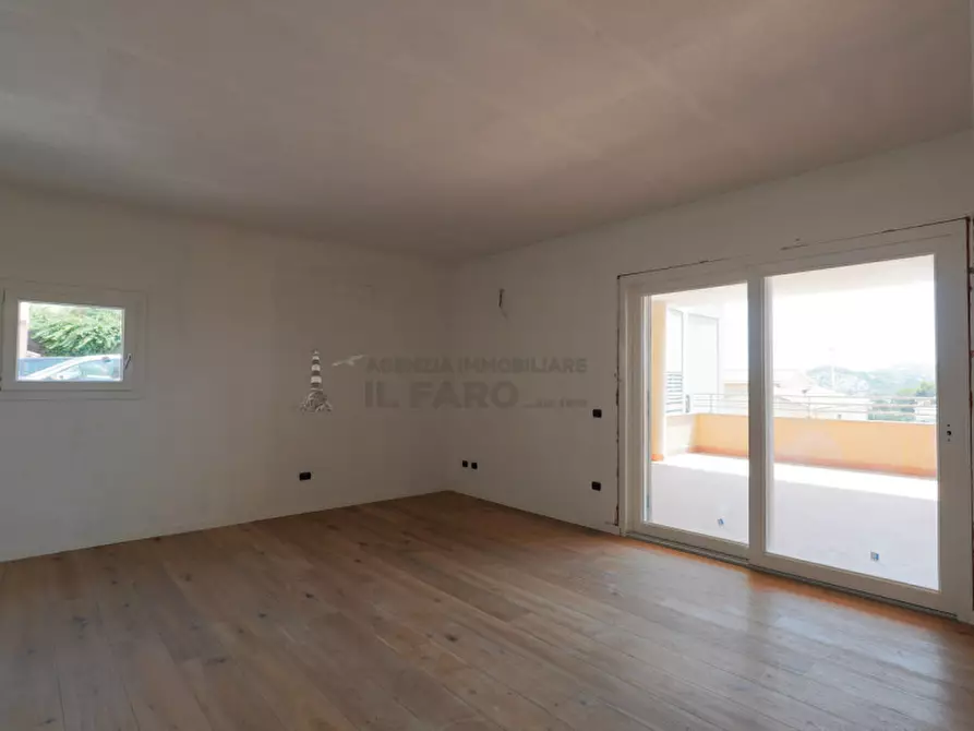Immagine 5 di Appartamento in vendita  in Via Sant'Agostino a La Maddalena