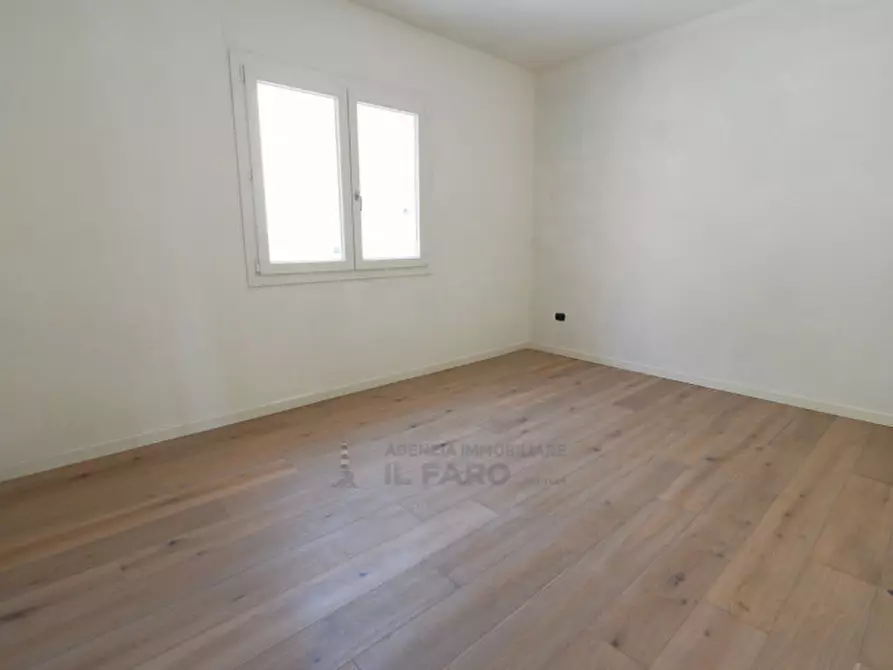Immagine 8 di Appartamento in vendita  in Via Sant'Agostino a La Maddalena