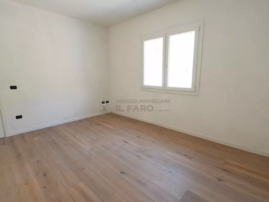 Immagine 15 di Appartamento in vendita  in Via Sant'Agostino a La Maddalena