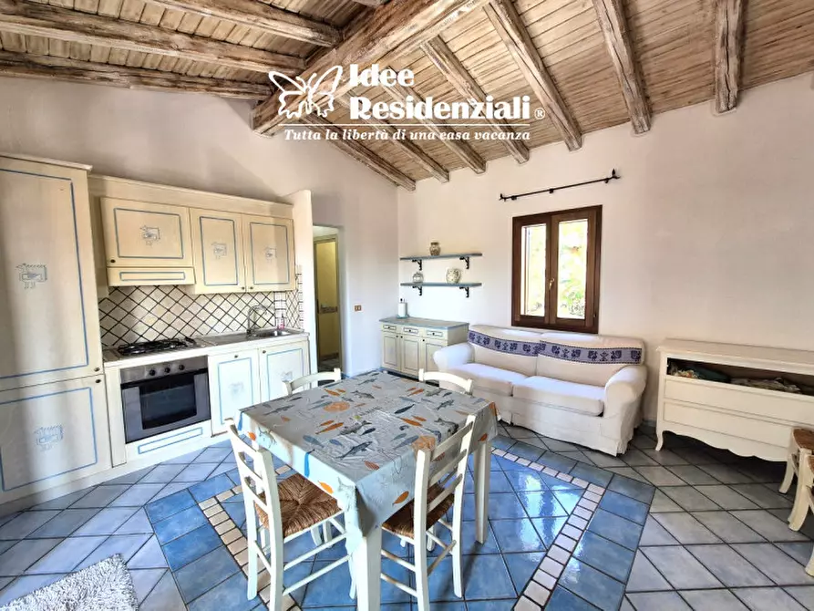 Immagine 3 di Villa in vendita  in Via Mar Nero a Olbia