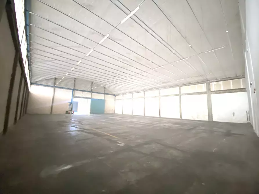 Immagine 1 di Capannone industriale in affitto  in via emilia 2540 a Longiano