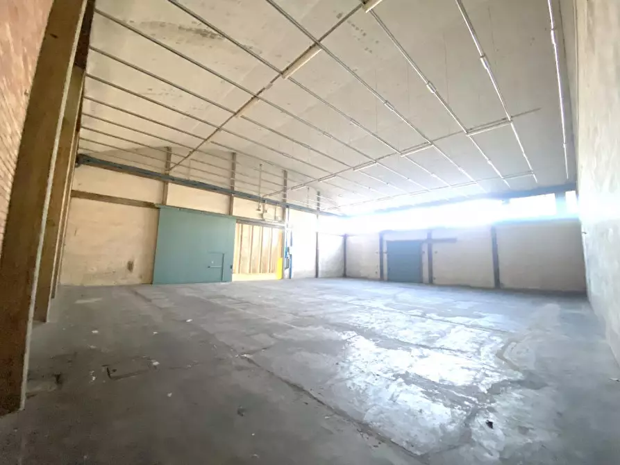 Immagine 2 di Capannone industriale in affitto  in via emilia 2540 a Longiano