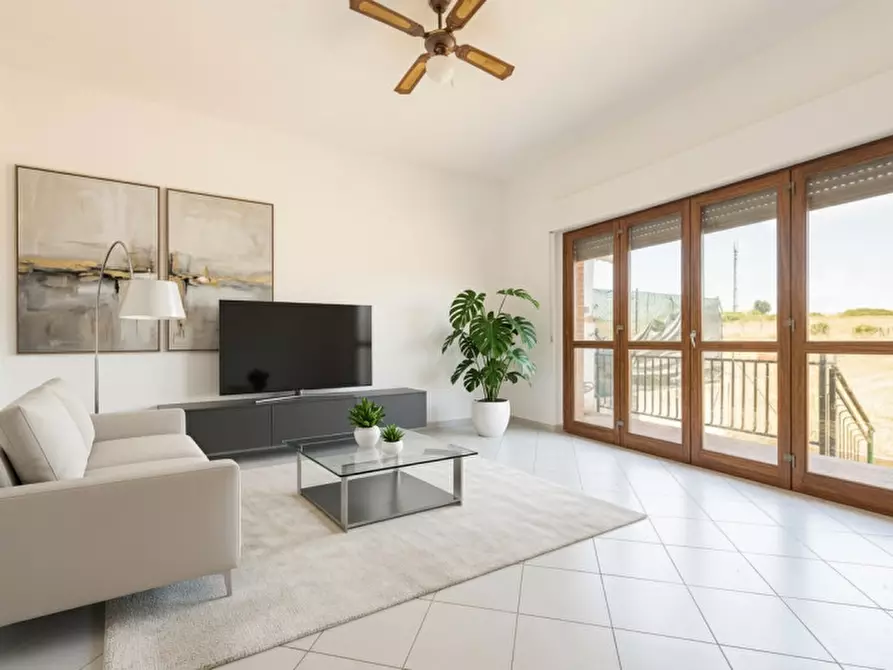 Immagine 6 di Villa in vendita  in Via Romagnano Sesia 51 a Roma