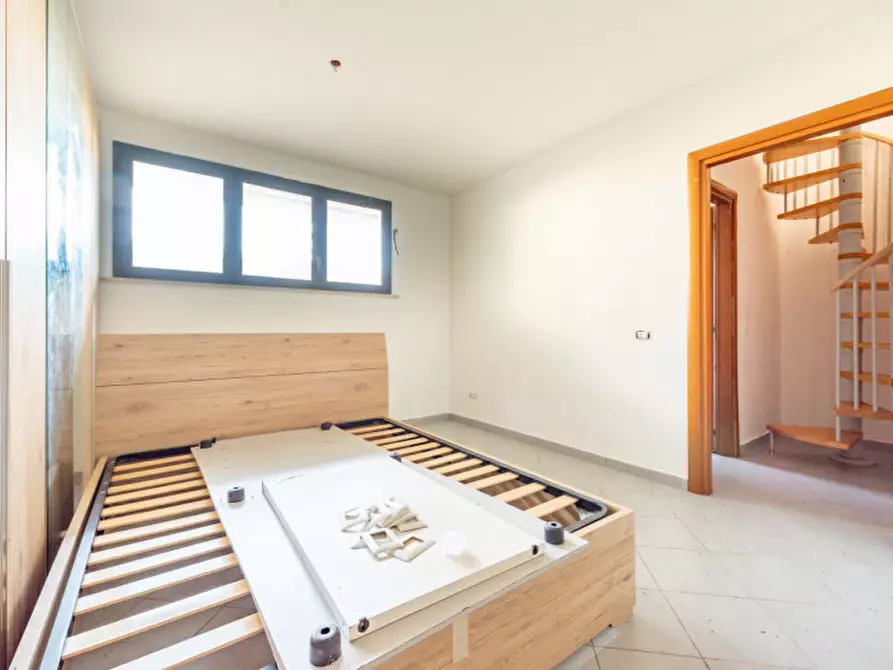 Immagine 18 di Villa in vendita  in Via Romagnano Sesia 51 a Roma