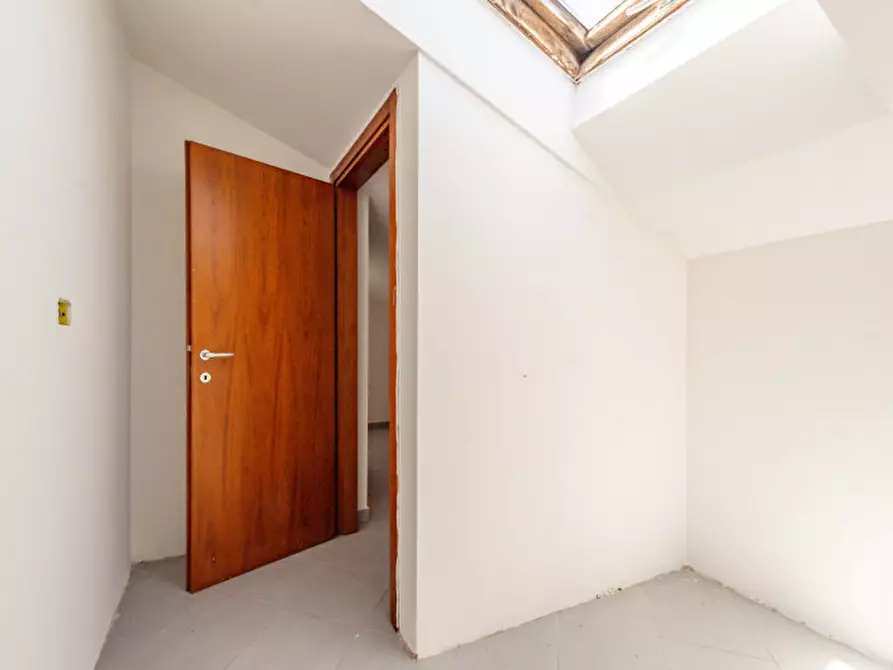 Immagine 33 di Villa in vendita  in Via Romagnano Sesia 51 a Roma