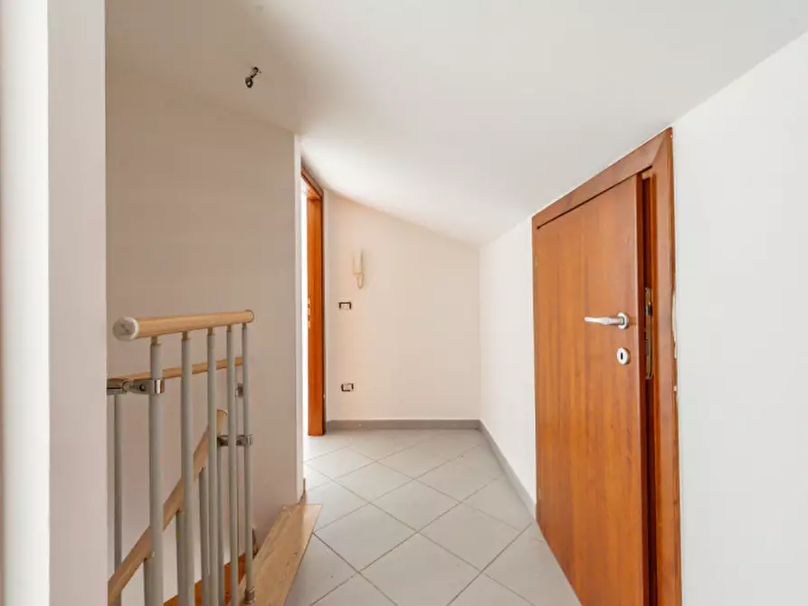 Immagine 34 di Villa in vendita  in Via Romagnano Sesia 51 a Roma