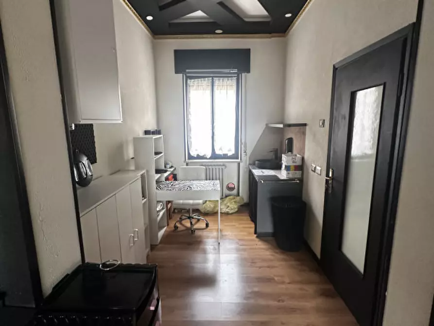 Immagine 3 di Negozio in affitto  in Piazza Umberto I a San Giovanni Lupatoto