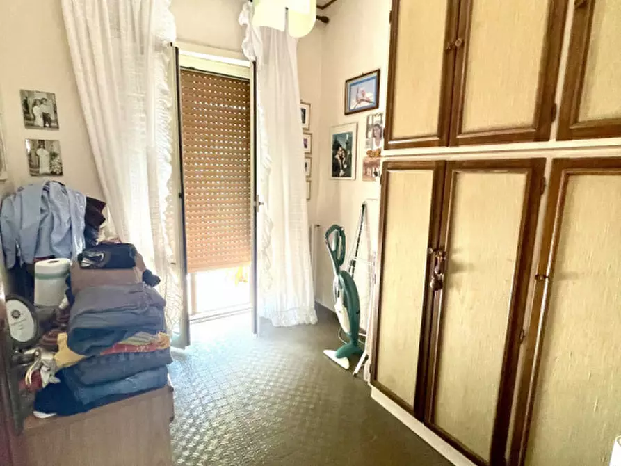 Immagine 2 di Appartamento in vendita  in Via Valerio Corvino 37 a Roma