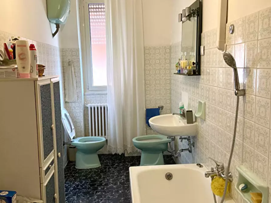 Immagine 3 di Appartamento in vendita  in Via Valerio Corvino 37 a Roma