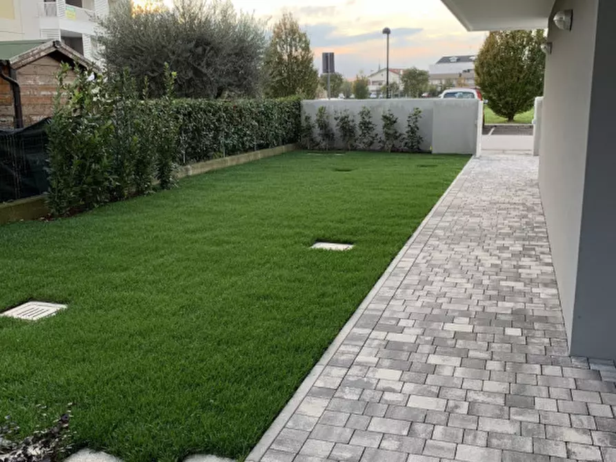 Immagine 1 di Appartamento in vendita  a Montegalda