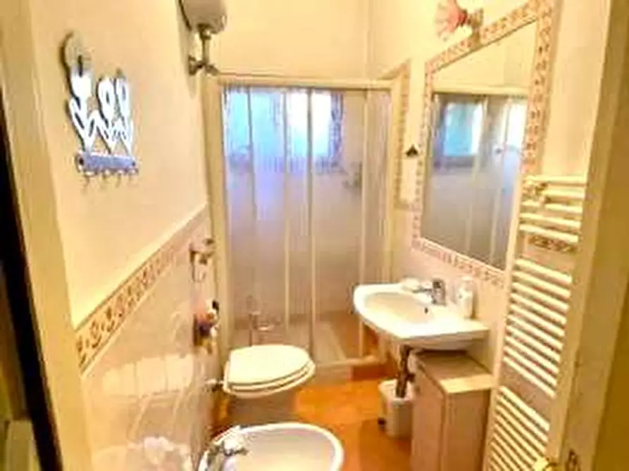 Immagine 24 di Villa in vendita  in Via Cassia 43 a Acquapendente