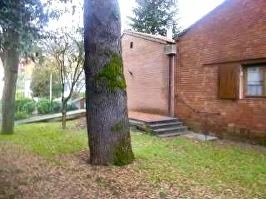 Immagine 25 di Villa in vendita  in Via Cassia 43 a Acquapendente