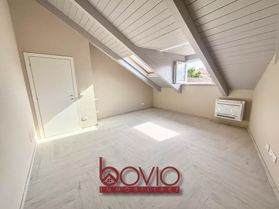 Immagine 52 di Appartamento in vendita  in Via Giacomo Matteotti a Settimo Torinese