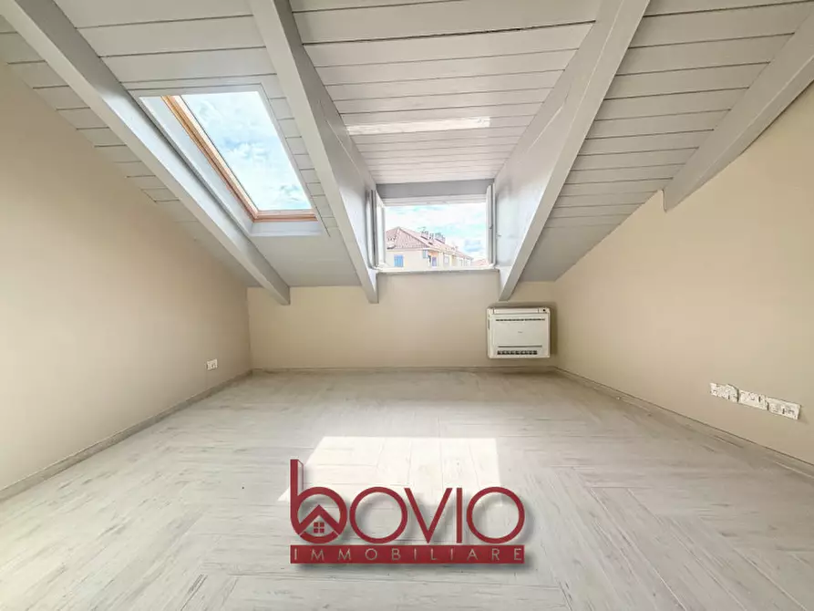 Immagine 54 di Appartamento in vendita  in Via Giacomo Matteotti a Settimo Torinese