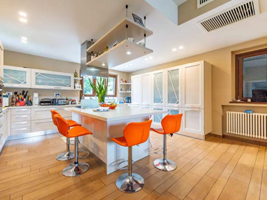 Immagine 2 di Villa in vendita  in Via della Castelluccia di San Paolo a Roma
