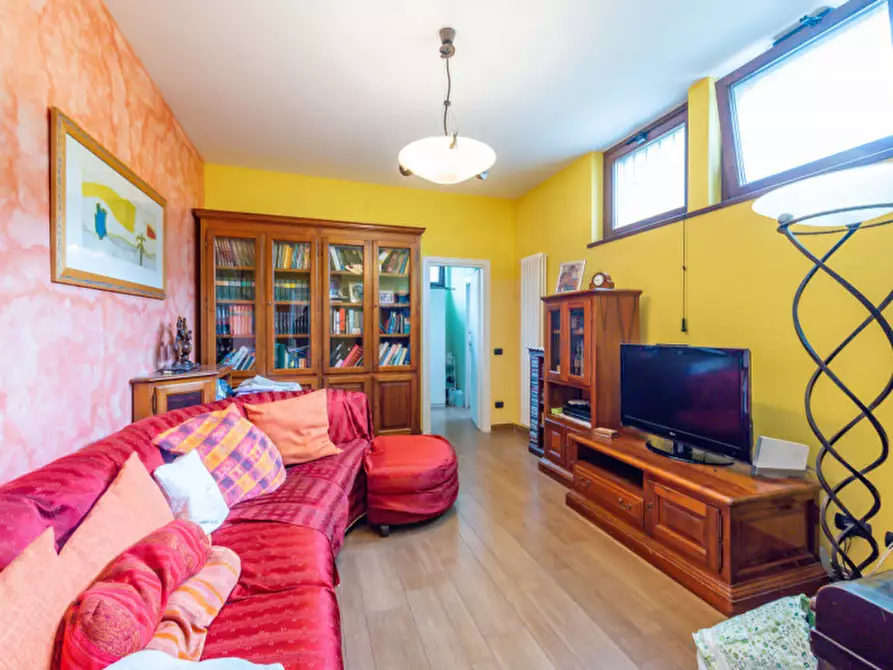 Immagine 15 di Villa in vendita  in Via della Castelluccia di San Paolo a Roma