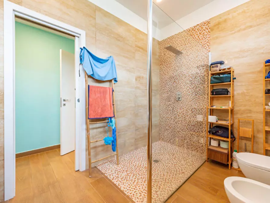 Immagine 21 di Villa in vendita  in Via della Castelluccia di San Paolo a Roma