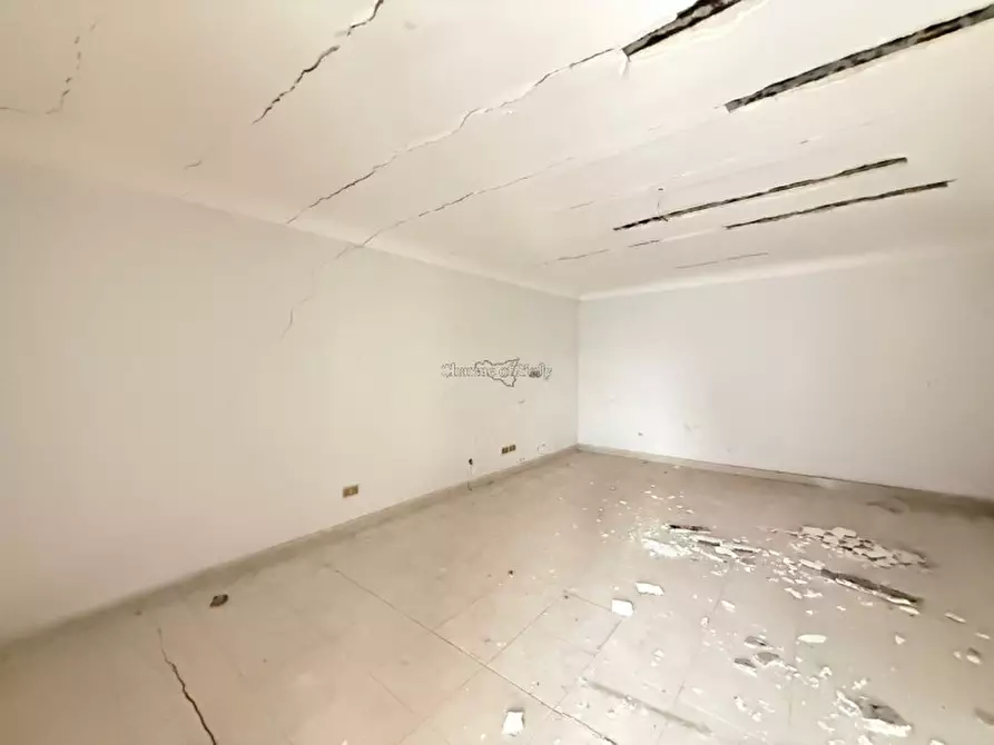 Immagine 9 di Casa indipendente in vendita  in Via Michele Amari a Ragusa
