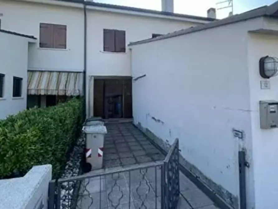 Immagine 3 di Villetta a schiera in vendita  in Via delle Corne, 12 a Valdobbiadene