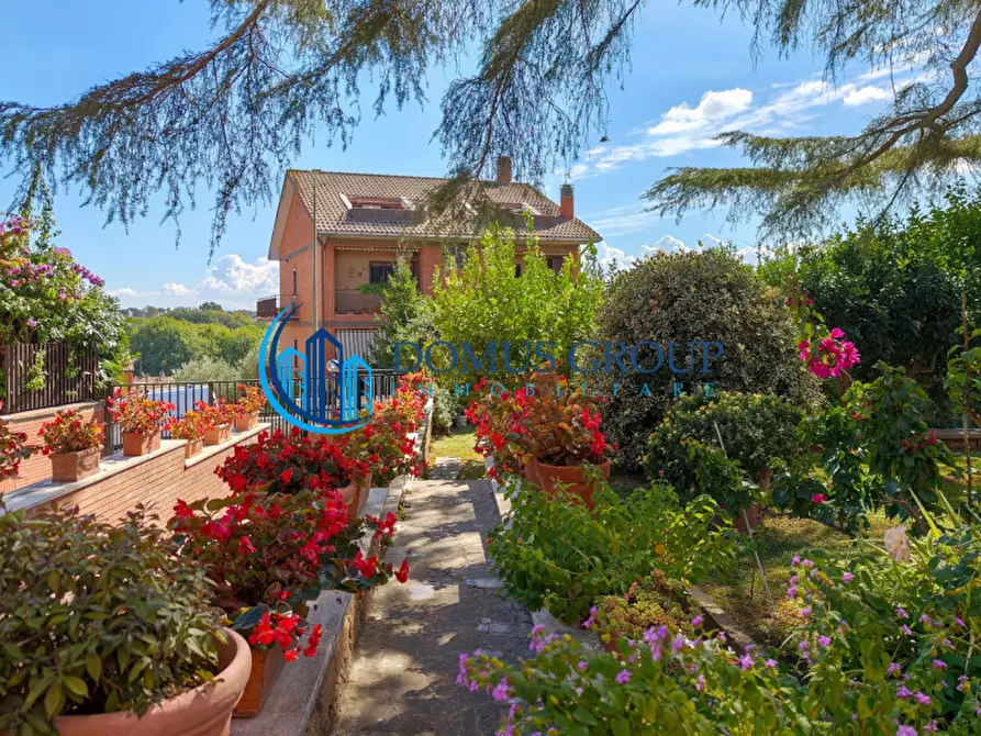 Immagine 29 di Villa in vendita  in Via del Casale Dantoni a Roma