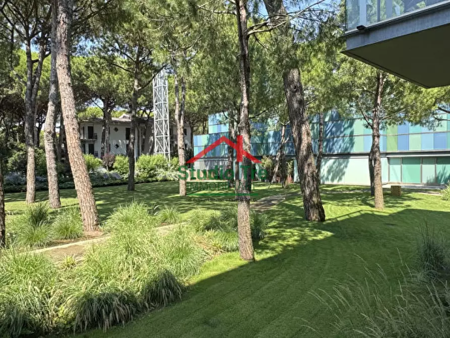 Immagine 20 di Appartamento in vendita  in Viale Oriente a Jesolo