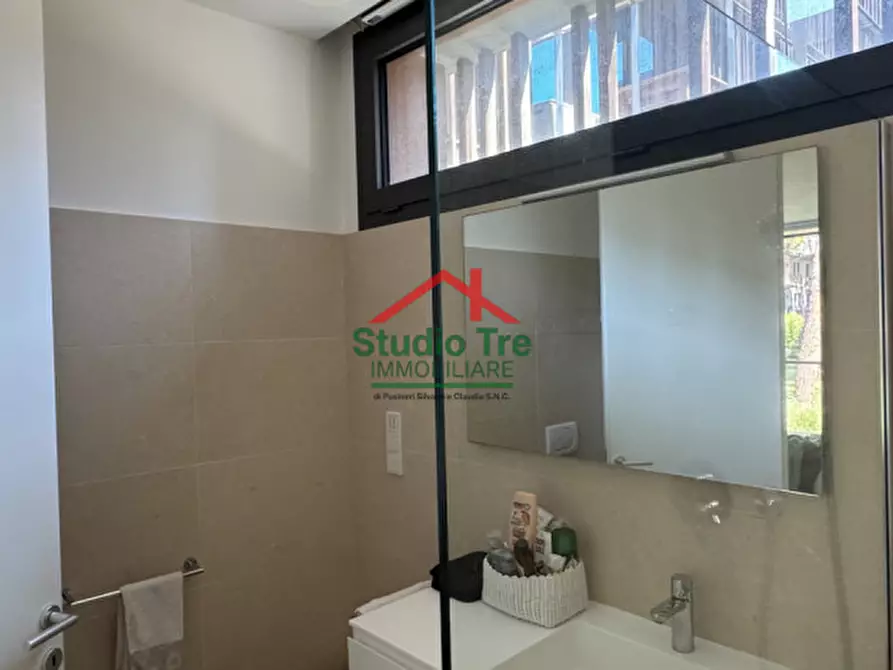 Immagine 27 di Appartamento in vendita  in Viale Oriente a Jesolo
