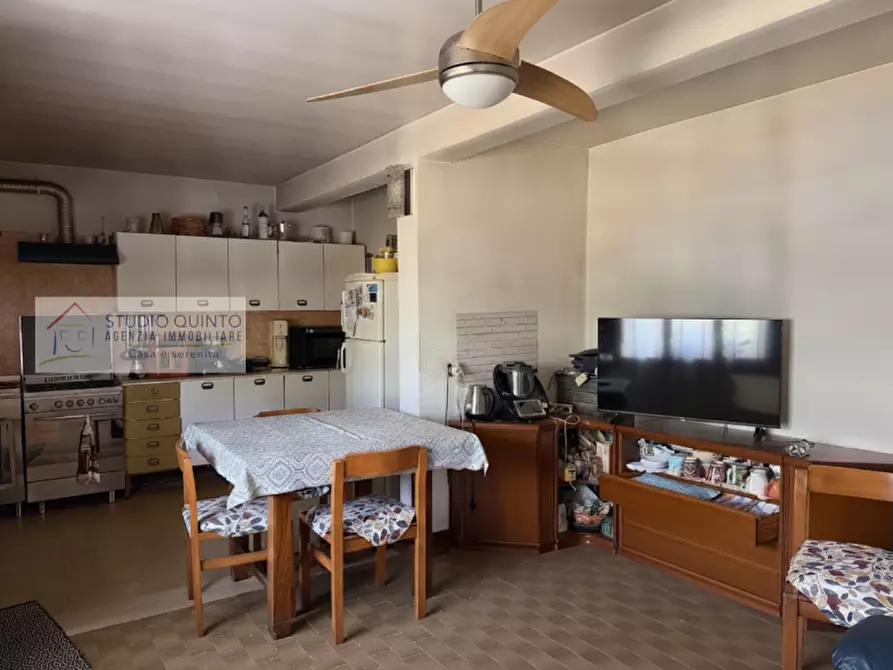 Immagine 9 di Casa bifamiliare in vendita  a Paese