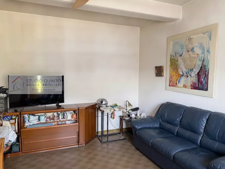 Immagine 10 di Casa bifamiliare in vendita  a Paese