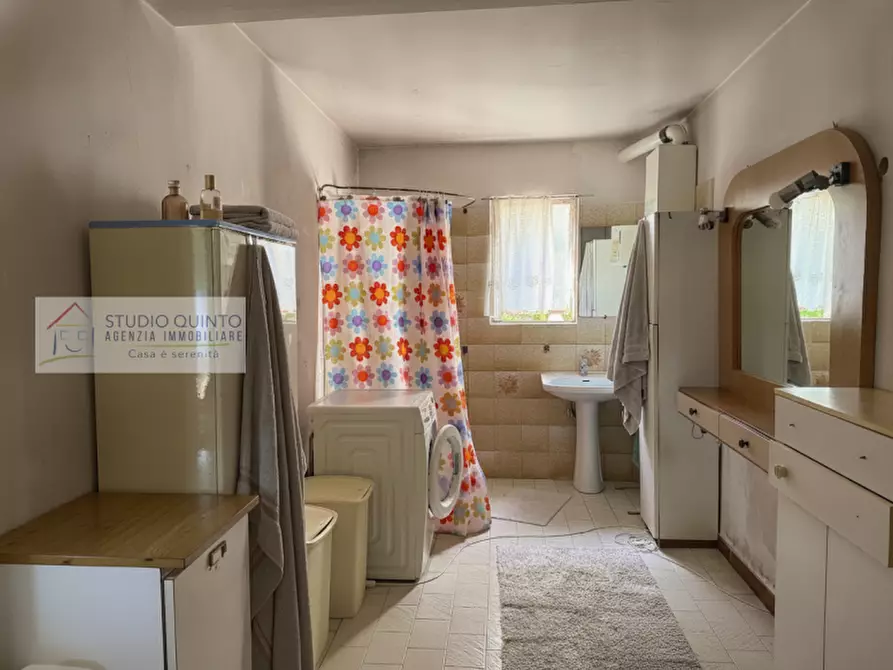Immagine 26 di Casa bifamiliare in vendita  a Paese