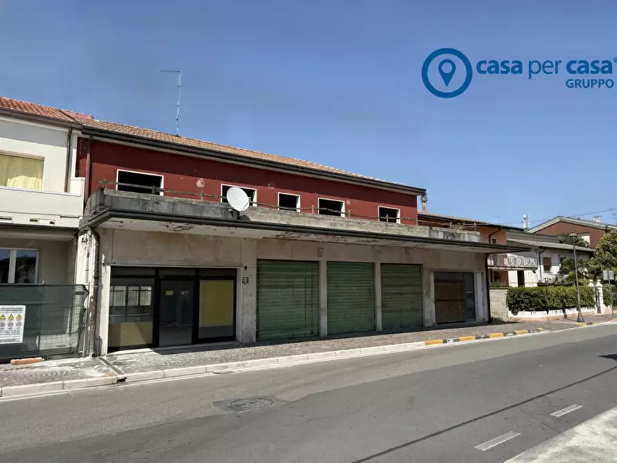 Immagine 1 di Appartamento in vendita  in Via Zara a Porto Viro