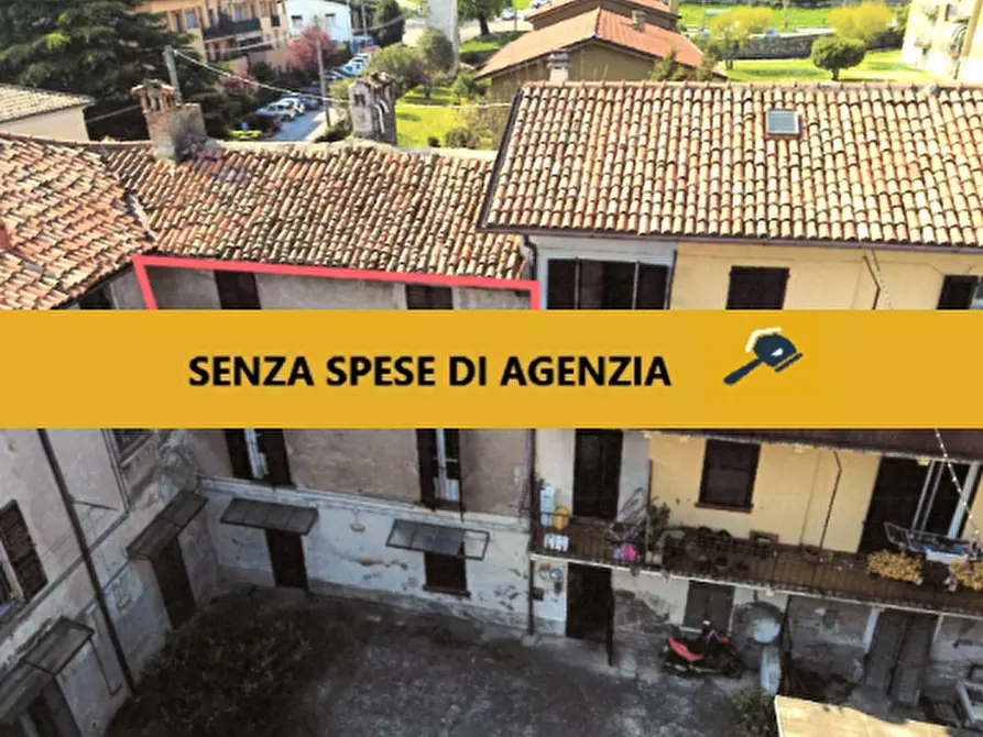 Immagine 1 di Appartamento in vendita  in Piazza Giulio Carcano, 4, 22036 Erba CO, Italia a Erba