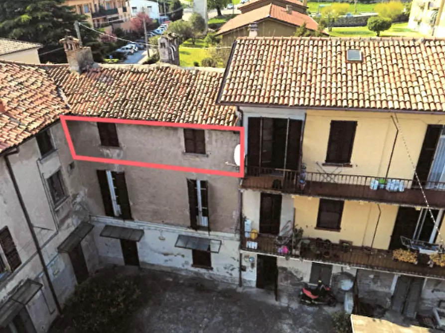 Immagine 2 di Appartamento in vendita  in Piazza Giulio Carcano, 4, 22036 Erba CO, Italia a Erba