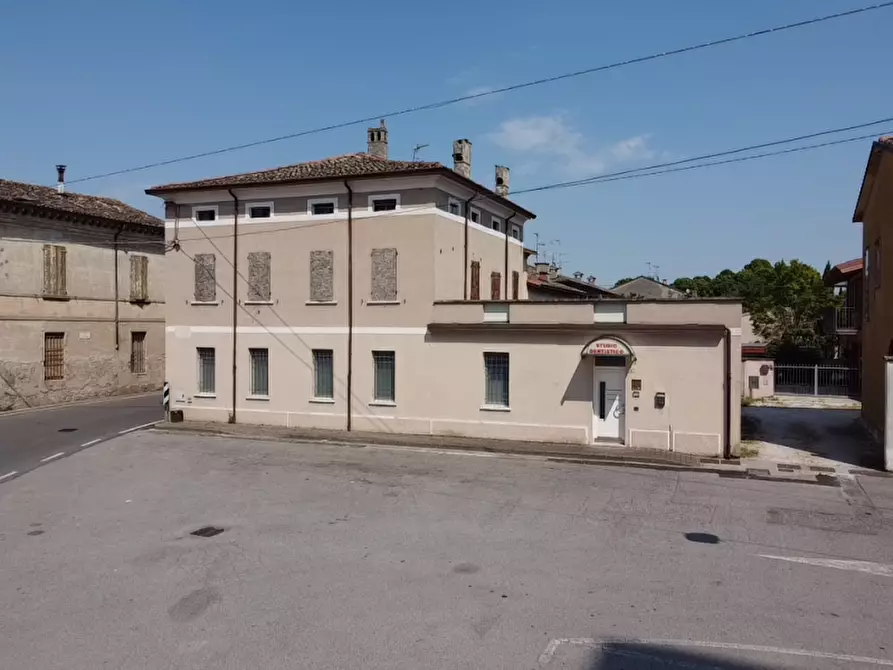 Immagine 3 di Casa indipendente in vendita  in piazza feltrinelli a Remedello