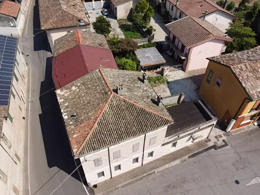 Immagine 9 di Casa indipendente in vendita  in piazza feltrinelli a Remedello