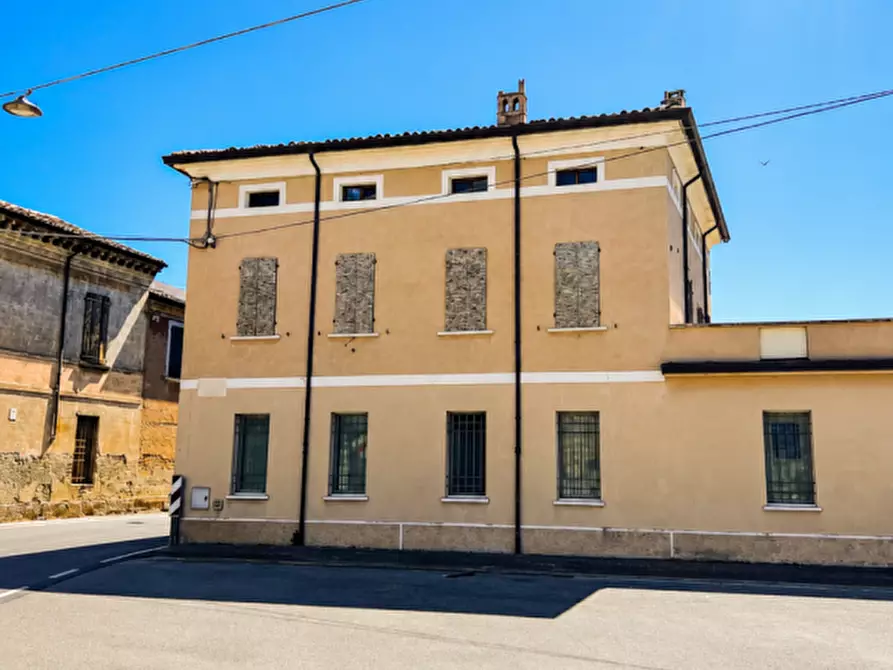 Immagine 11 di Casa indipendente in vendita  in piazza feltrinelli a Remedello