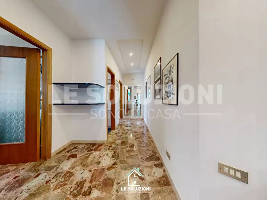 Immagine 17 di Appartamento in vendita  in Via Giuseppe Di Vittorio 3 a Putignano