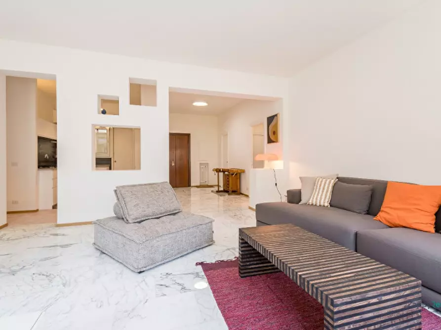 Immagine 2 di Appartamento in affitto  in Via Muggia, 33 a Roma