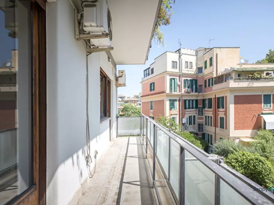 Immagine 8 di Appartamento in affitto  in Via Muggia, 33 a Roma