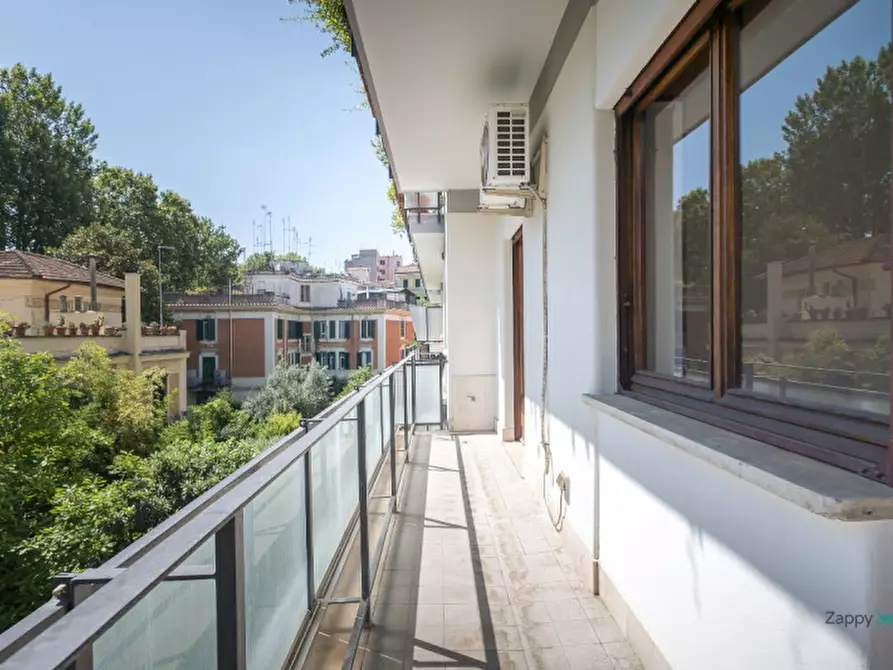 Immagine 9 di Appartamento in affitto  in Via Muggia, 33 a Roma